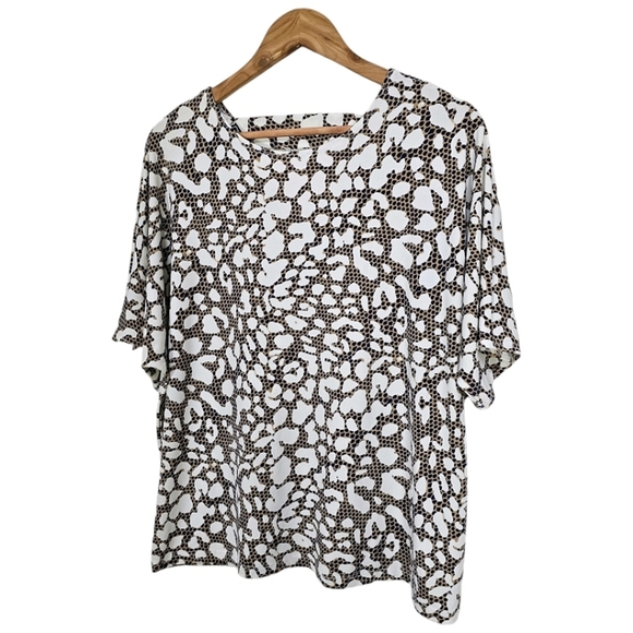 Clara Sunwoo Leopard Print Scoop Neck Relaxed Fit Popover Blouse White Tan Large - Picture 2 of 12